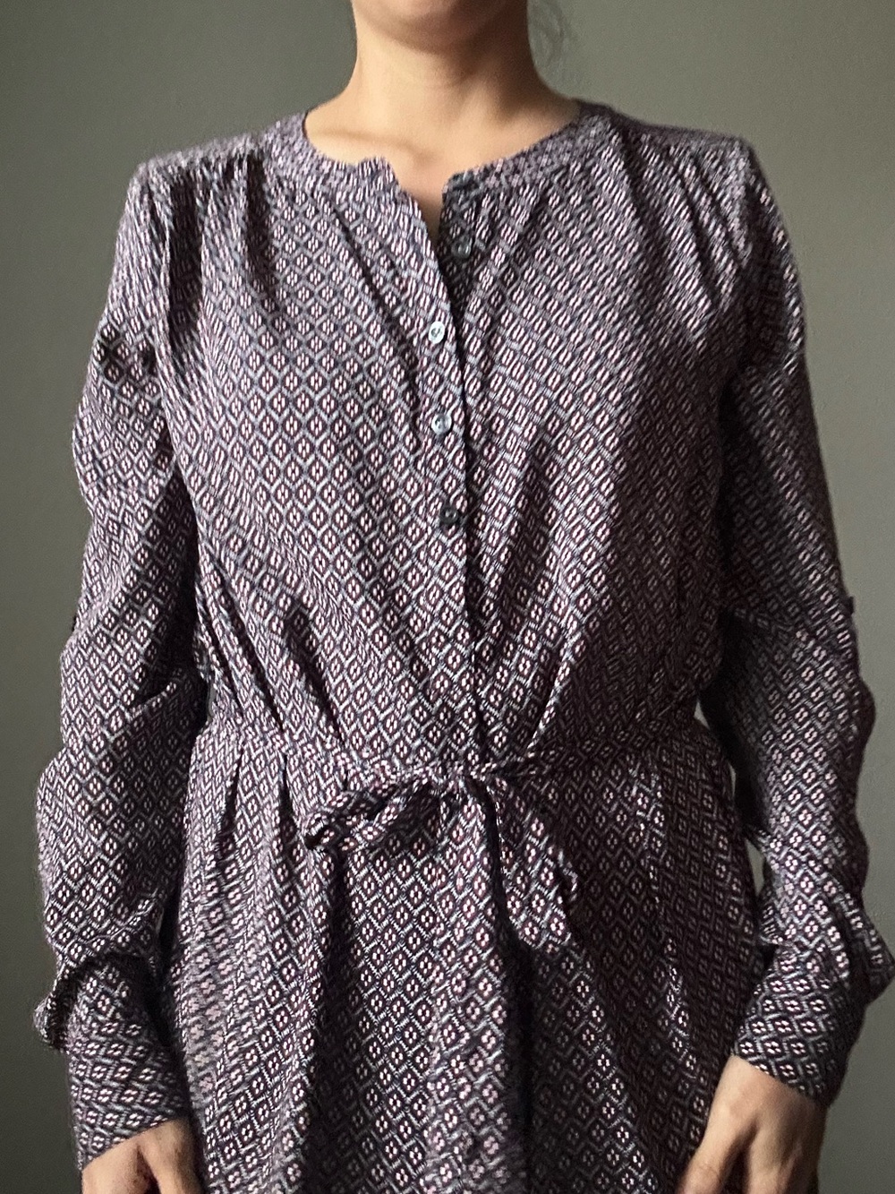 Long Sleeve Printed Tie-Waist Dress in Plum and navy